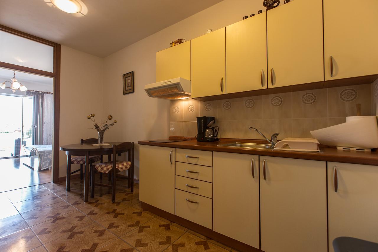 Guest House Casa Mia - Rooms & Apartments Rovinj Exterior photo